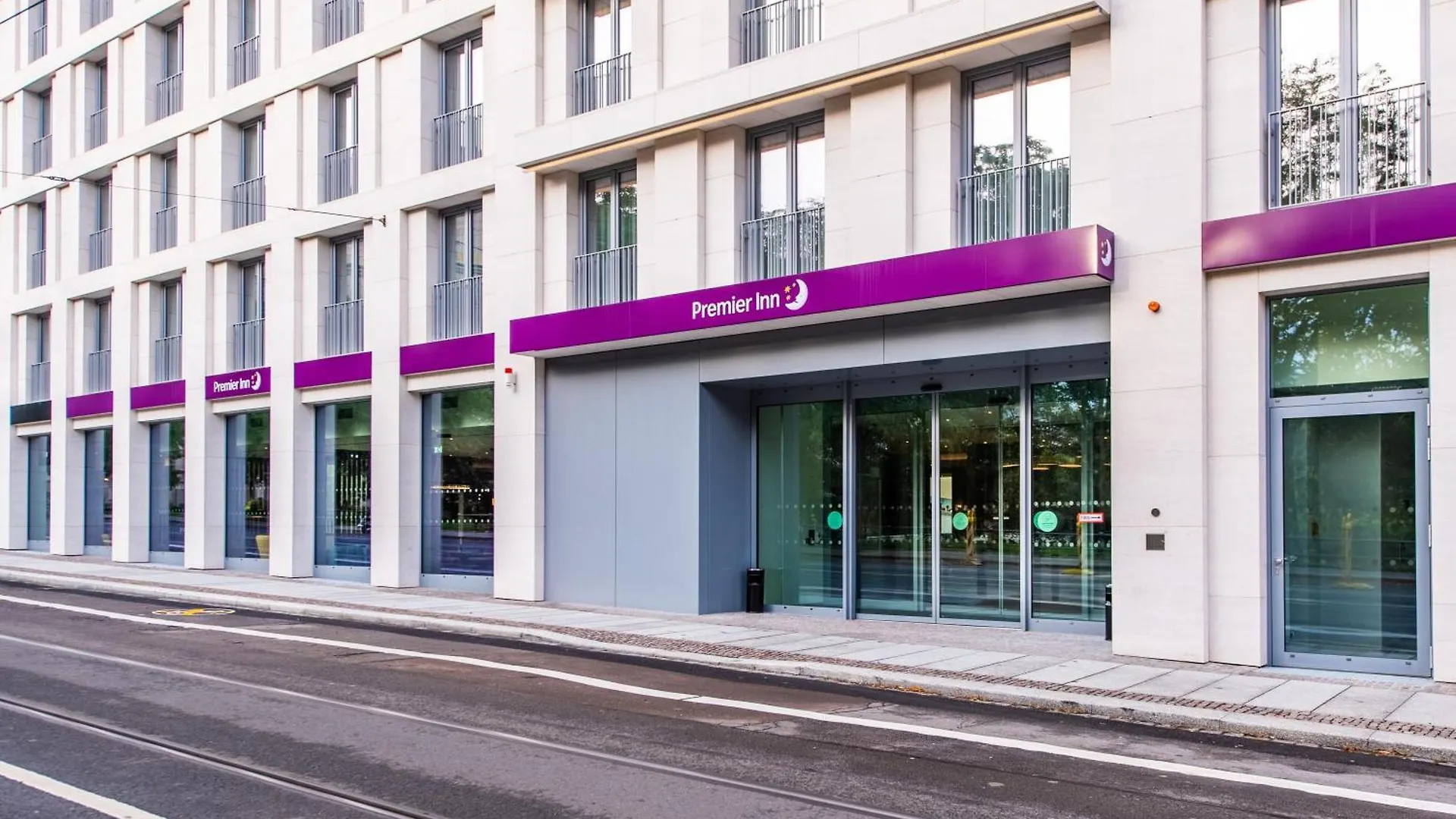 Otel Premier Inn Leipzig City Oper